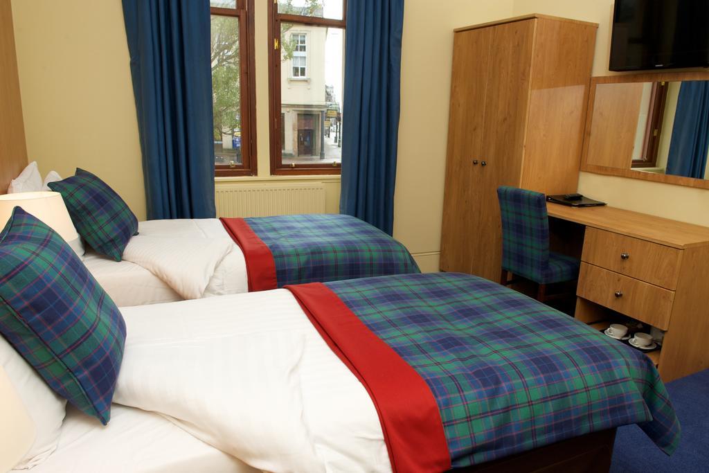 The Pipers' Tryst Hotel Glasgow Szoba fotó